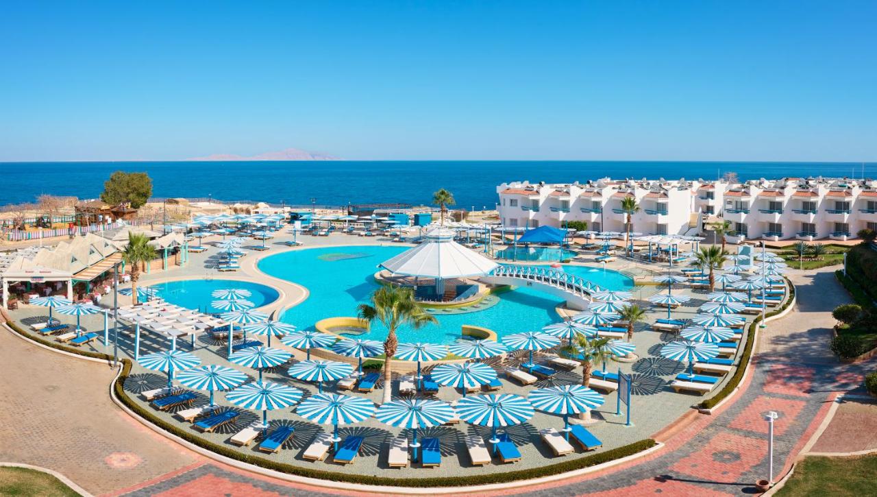 Dreams Beach Aqua park_lagardienne_dunil (1)