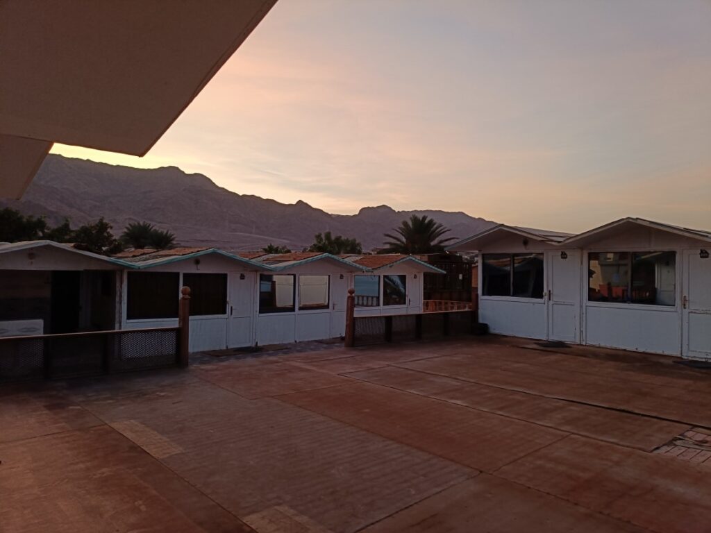 blue_bus_camp_resort_lagardienne_du_nil (2)