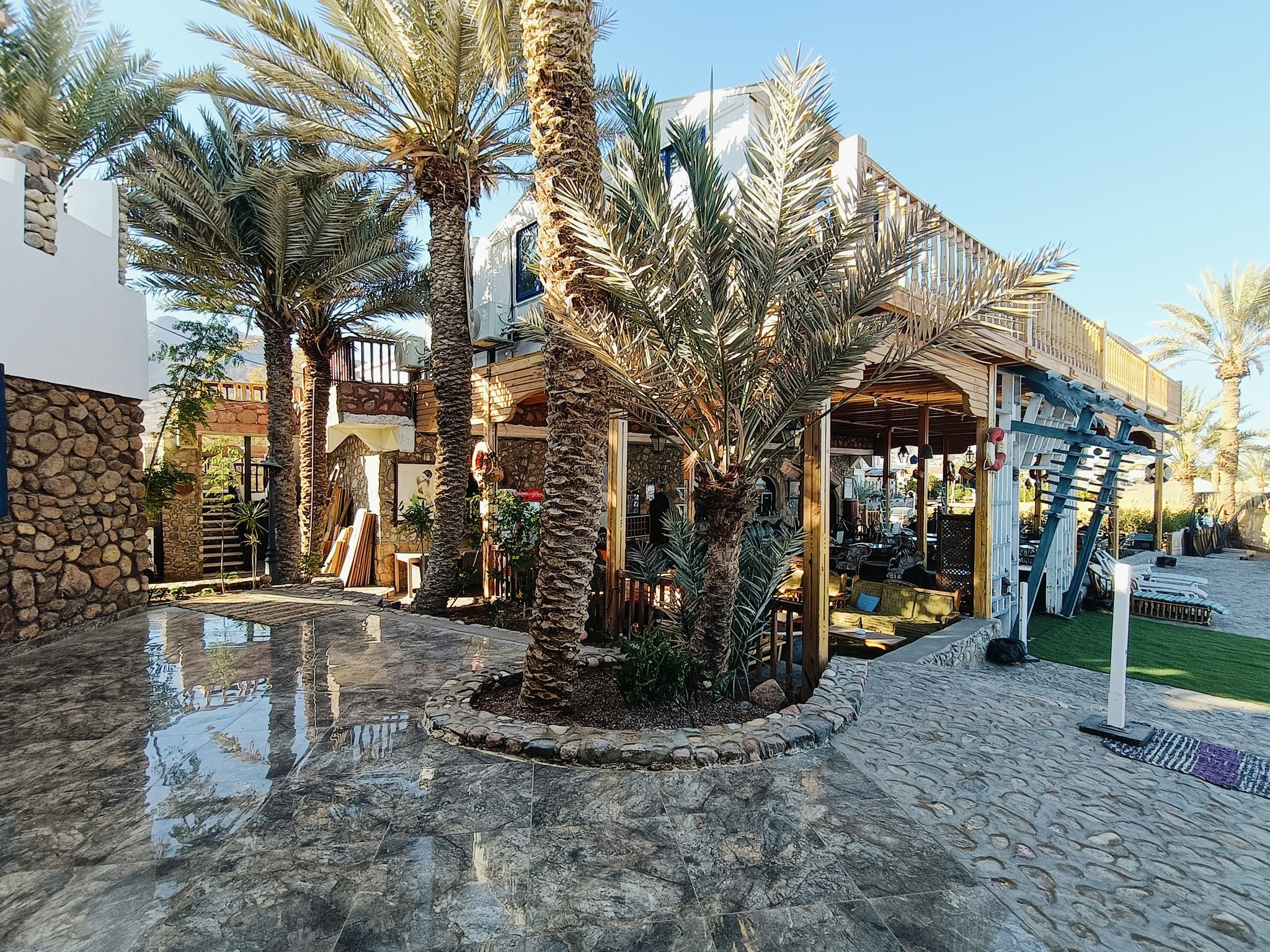 blue_bus_camp_resort_lagardienne_du_nil (4)